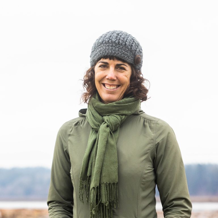 Dr. Vergara holds a BSc in Biology and a Masters in Behavioral Ecology, both from Trent University in Ontario, and a PhD in Zoology from the University of British Columbia.